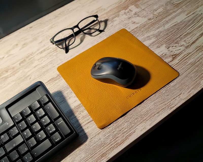 Alfombrilla teclado mouse Logitech