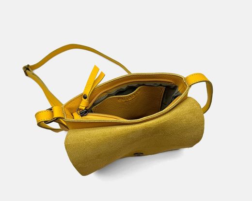 Bolsa de ombro pequena com aba em couro CUIROTS Seta