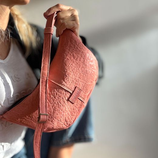 Bandolera media luna CUIROTS Australia de piel