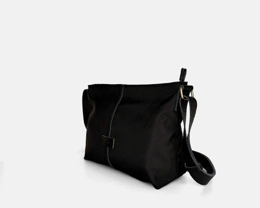 Bolsa de ombro média básica CUIROTS