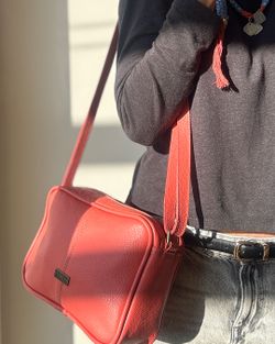 Sac bandoulière moyen modèle Thelma de CUIROTS