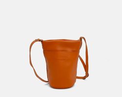 Bolsa transversal pequena de couro cogumelo  CUIROTS
