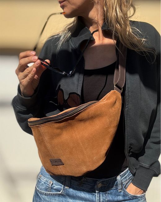 Bandolera riñonera mediana de serraje CUIROTS Zoe