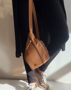 Bandolera tipo riñonera CUIROTS Seta doble cremallera de piel