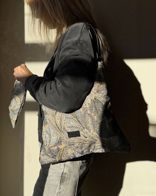 Bolso de hombro cubo CUIROTS Dafne