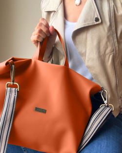 Bolsa grande de mão e bolsa de ombro CUIROTS Bio