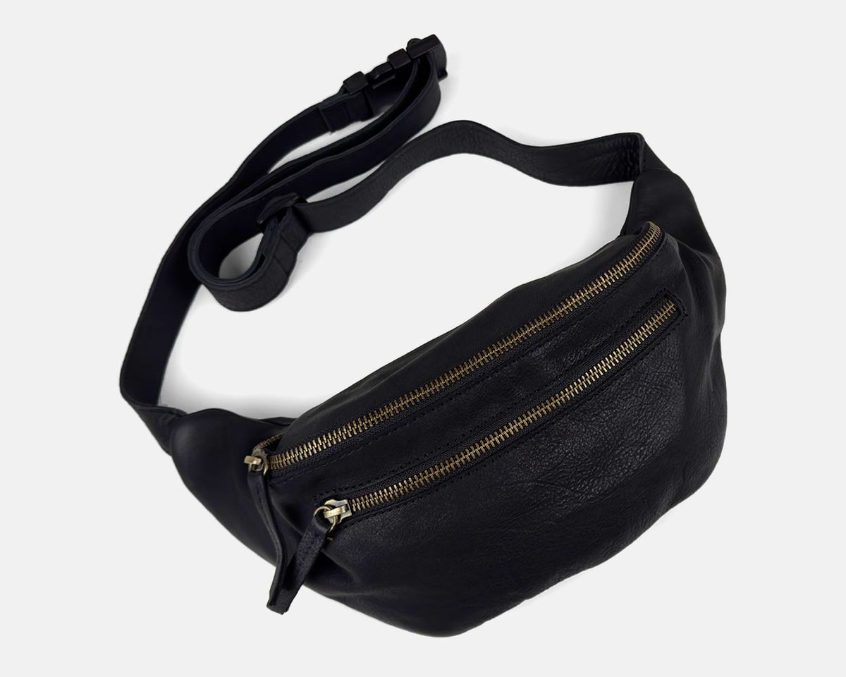 Riñonera bandolera CUIROTS Classic de piel Negro