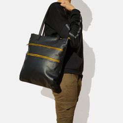 Bolso de hombro shopper Nito de CUIROTS